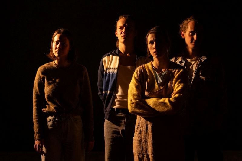 Drama: BALADA O TROBENTI IN OBLAKU