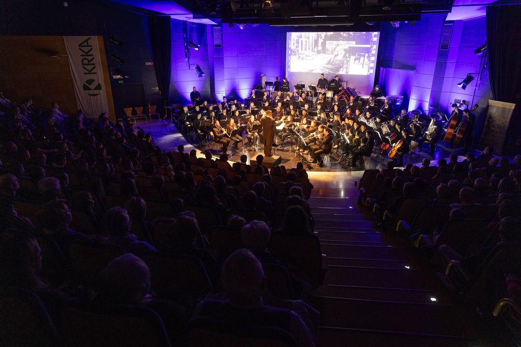 Čarobni večer pravljic – Novoletni koncert Pihalnega orkestra Krka