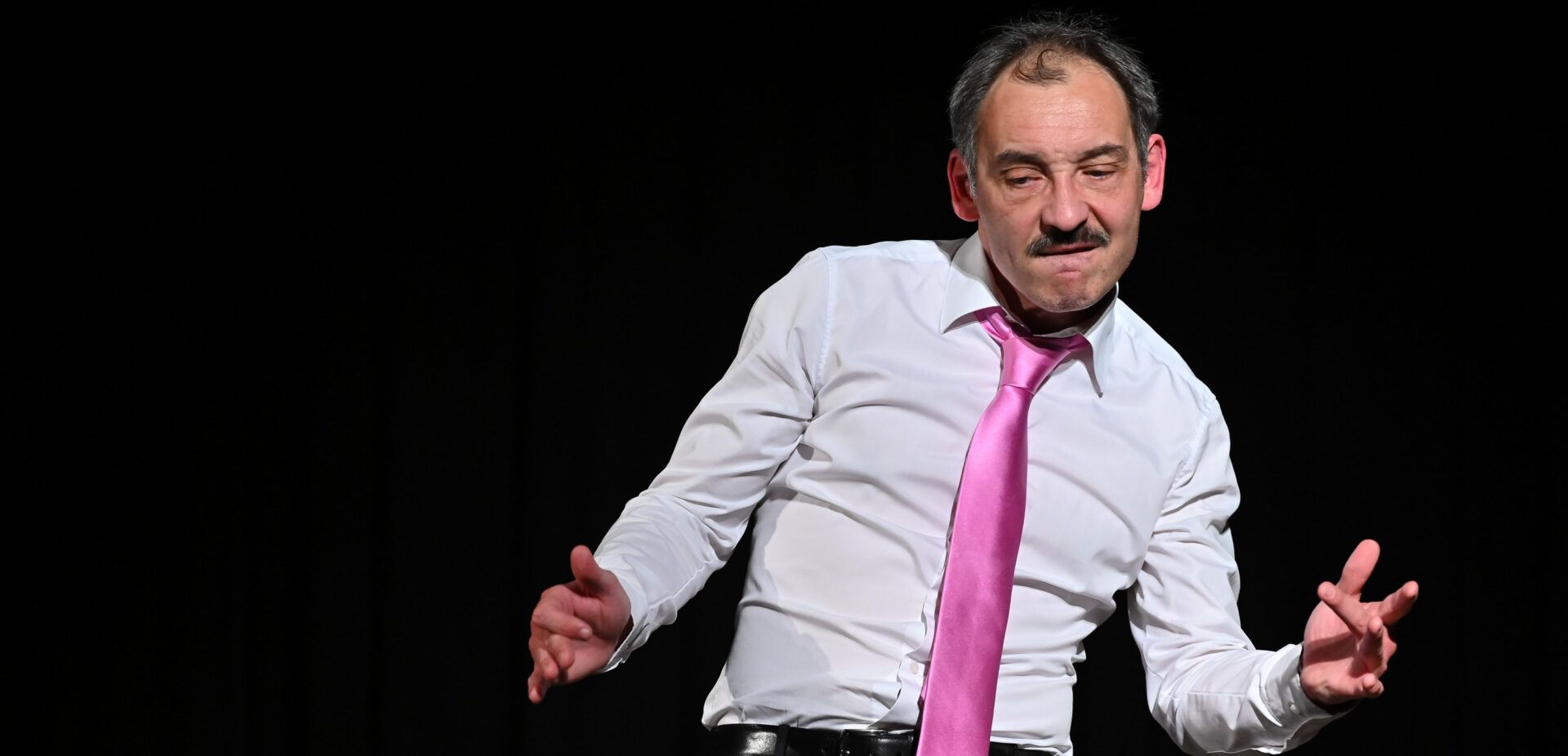 Tadej Toš v prostem slogu