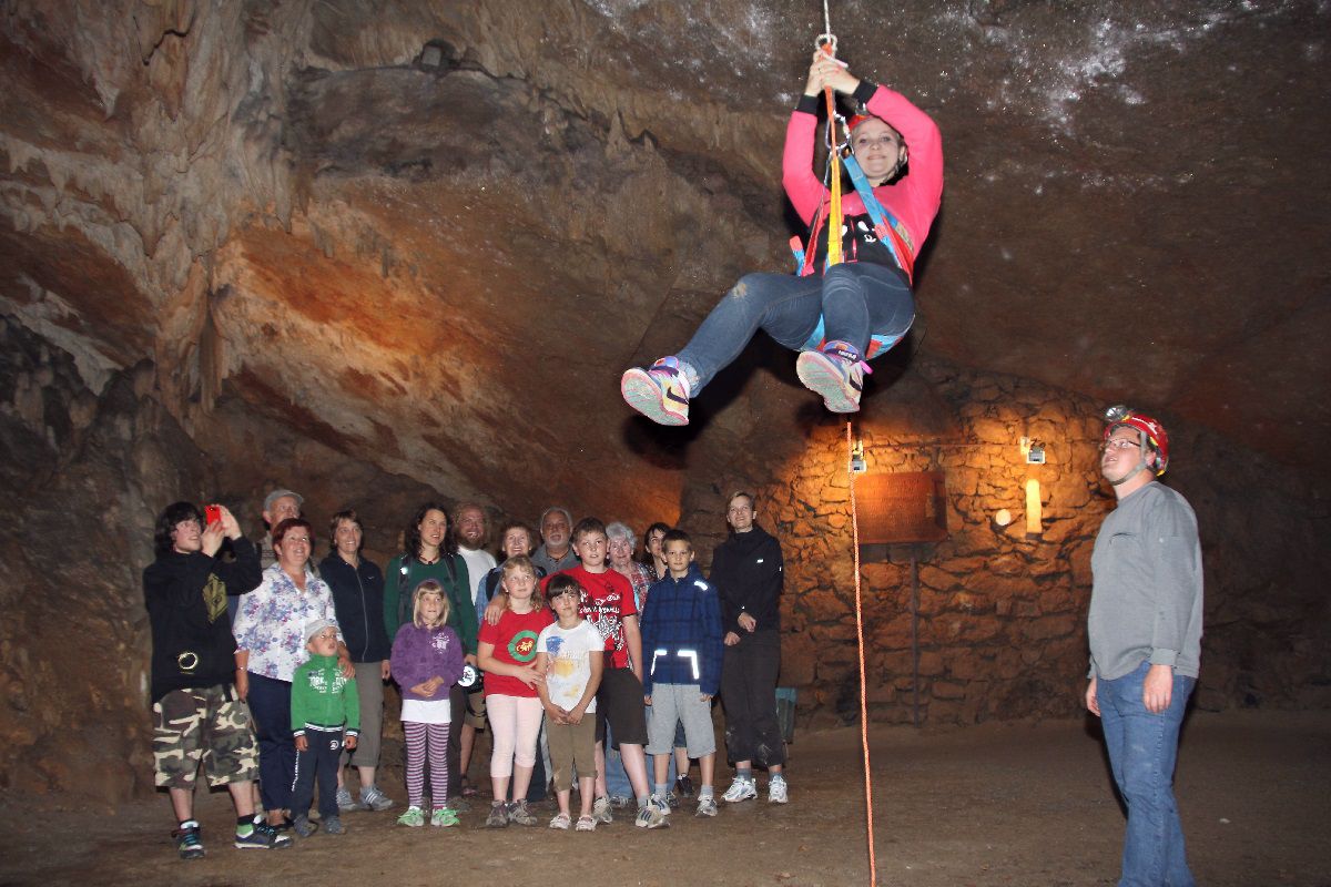 70
Cave descent - Festival of the Hundred Years of the Mayor's Cave - Saturday, May 23, 2026